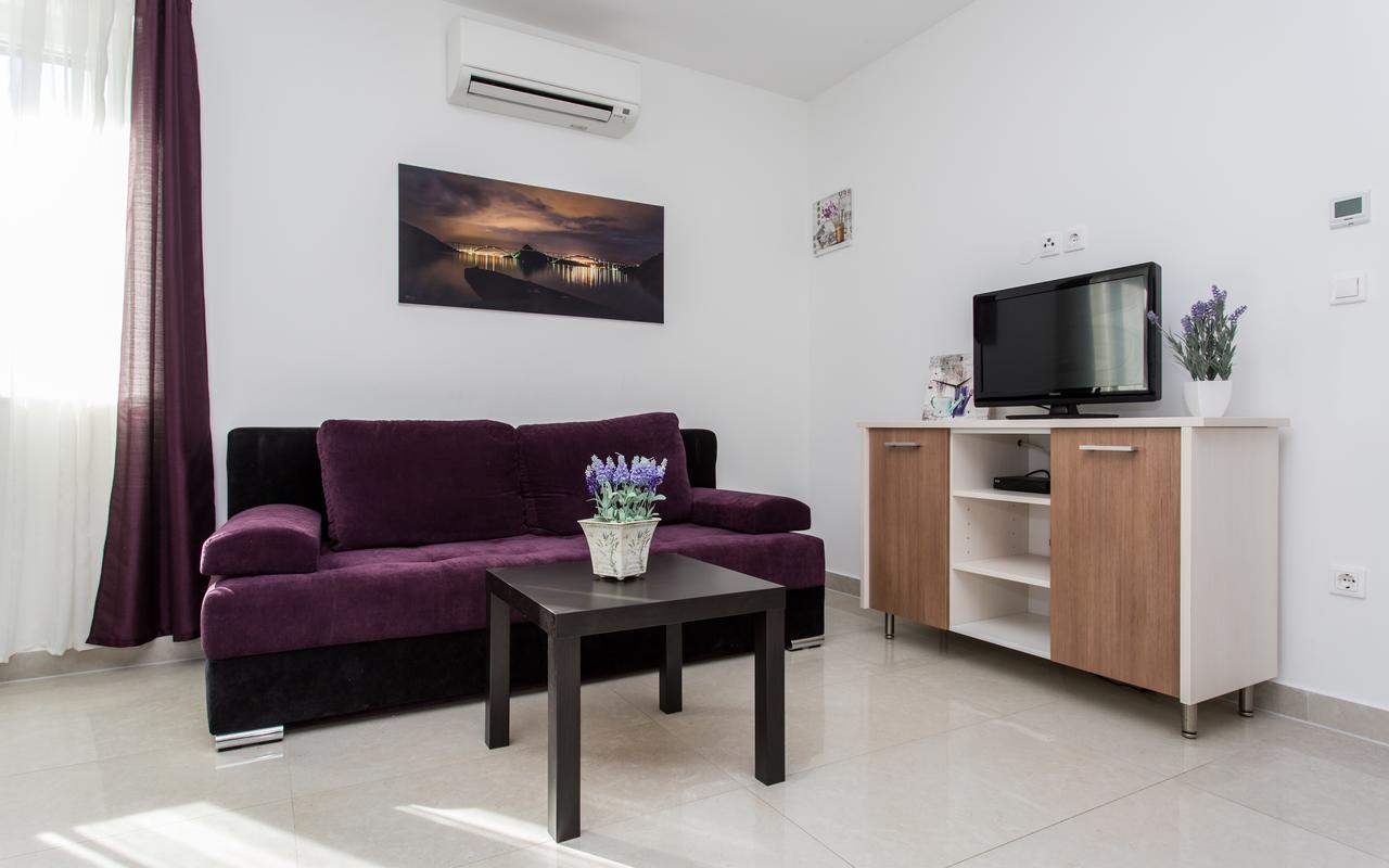 Apartments Lavanda Baška Eksteriør billede