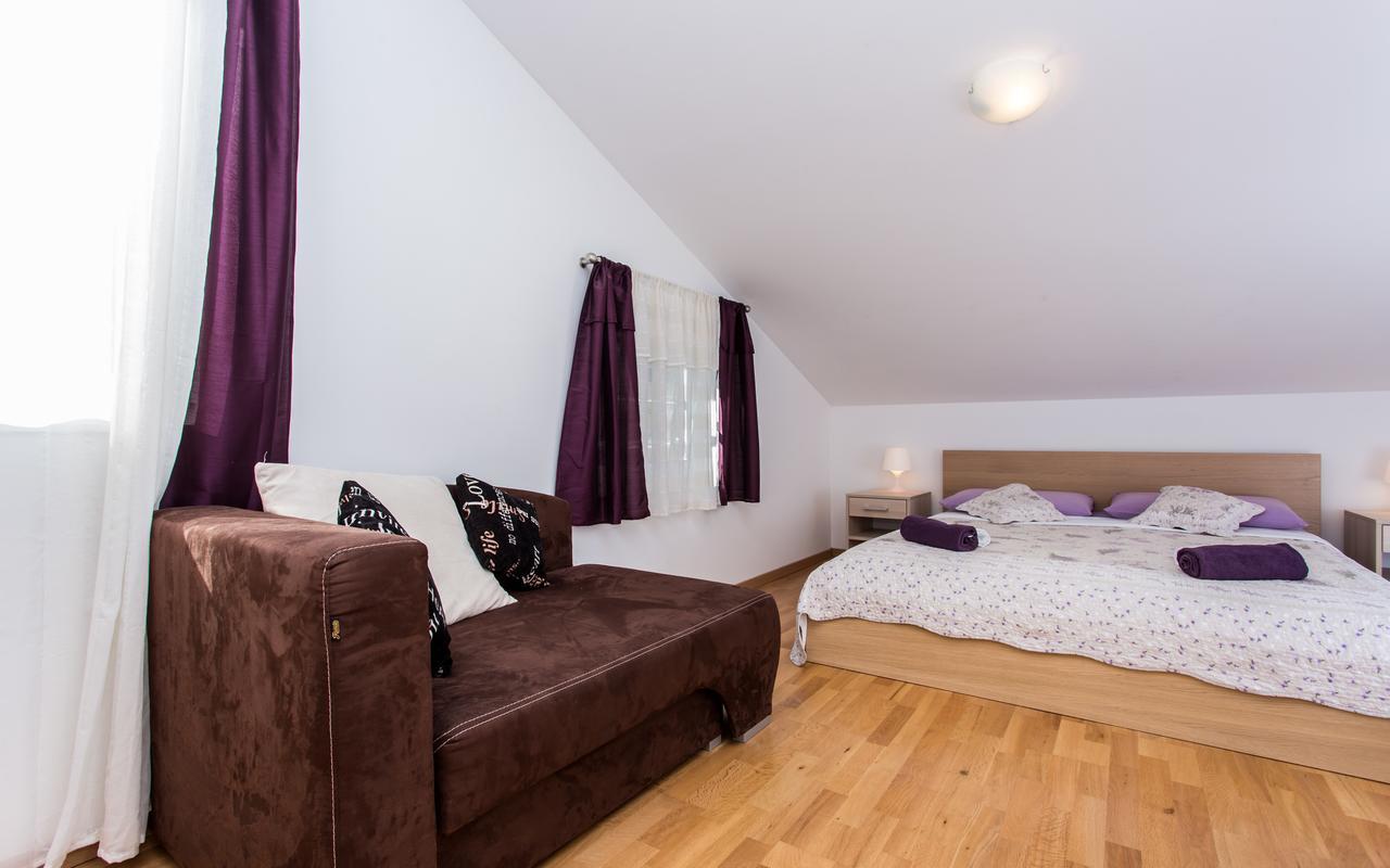 Apartments Lavanda Baška Eksteriør billede