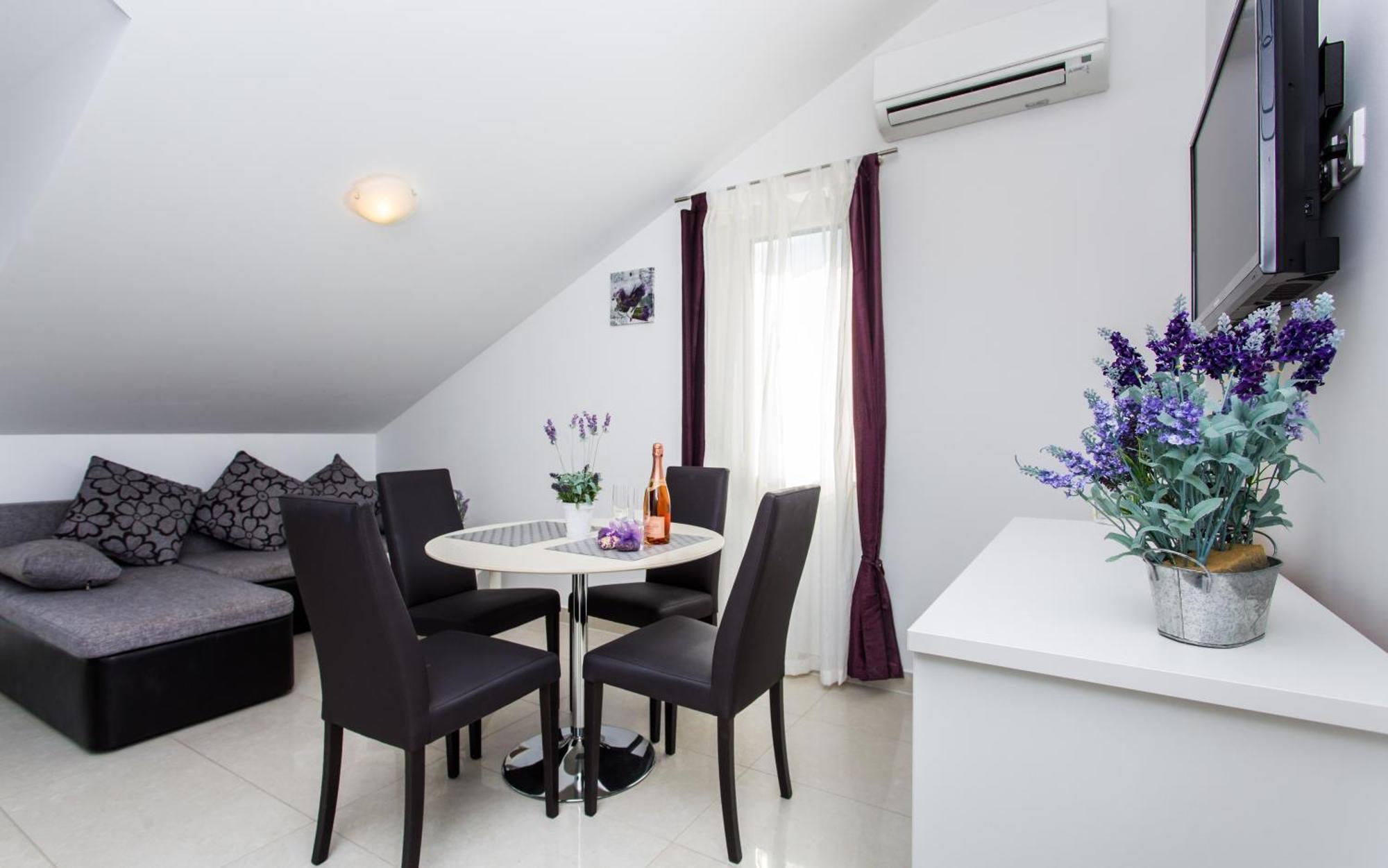 Apartments Lavanda Baška Eksteriør billede